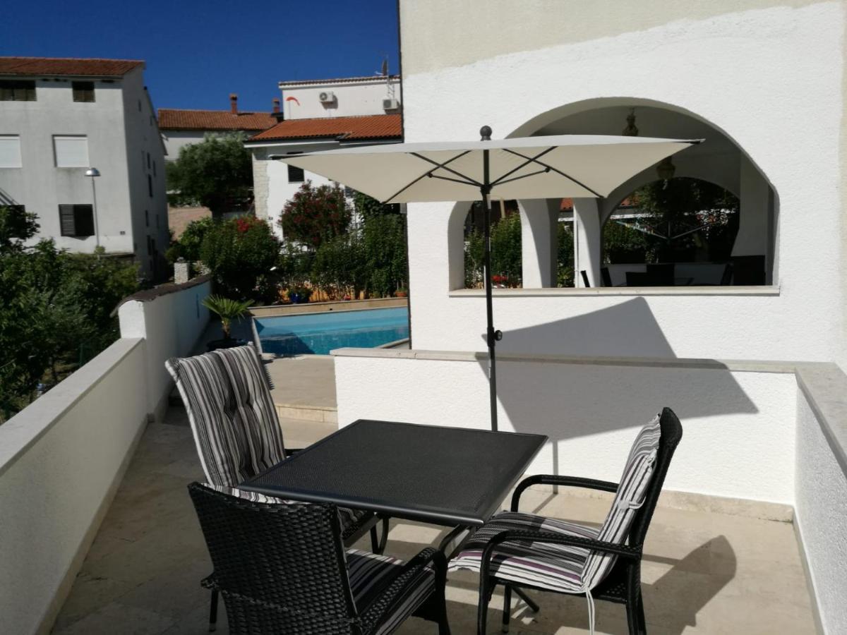 Ferienhaus Bozena Appartment 4 弗尔萨尔 外观 照片